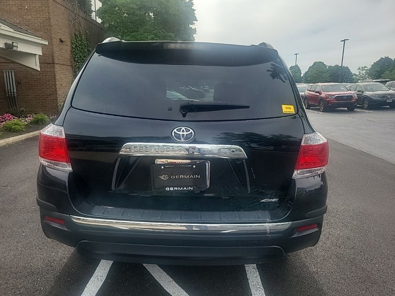 Used 2013 Black Toyota Limited image 8