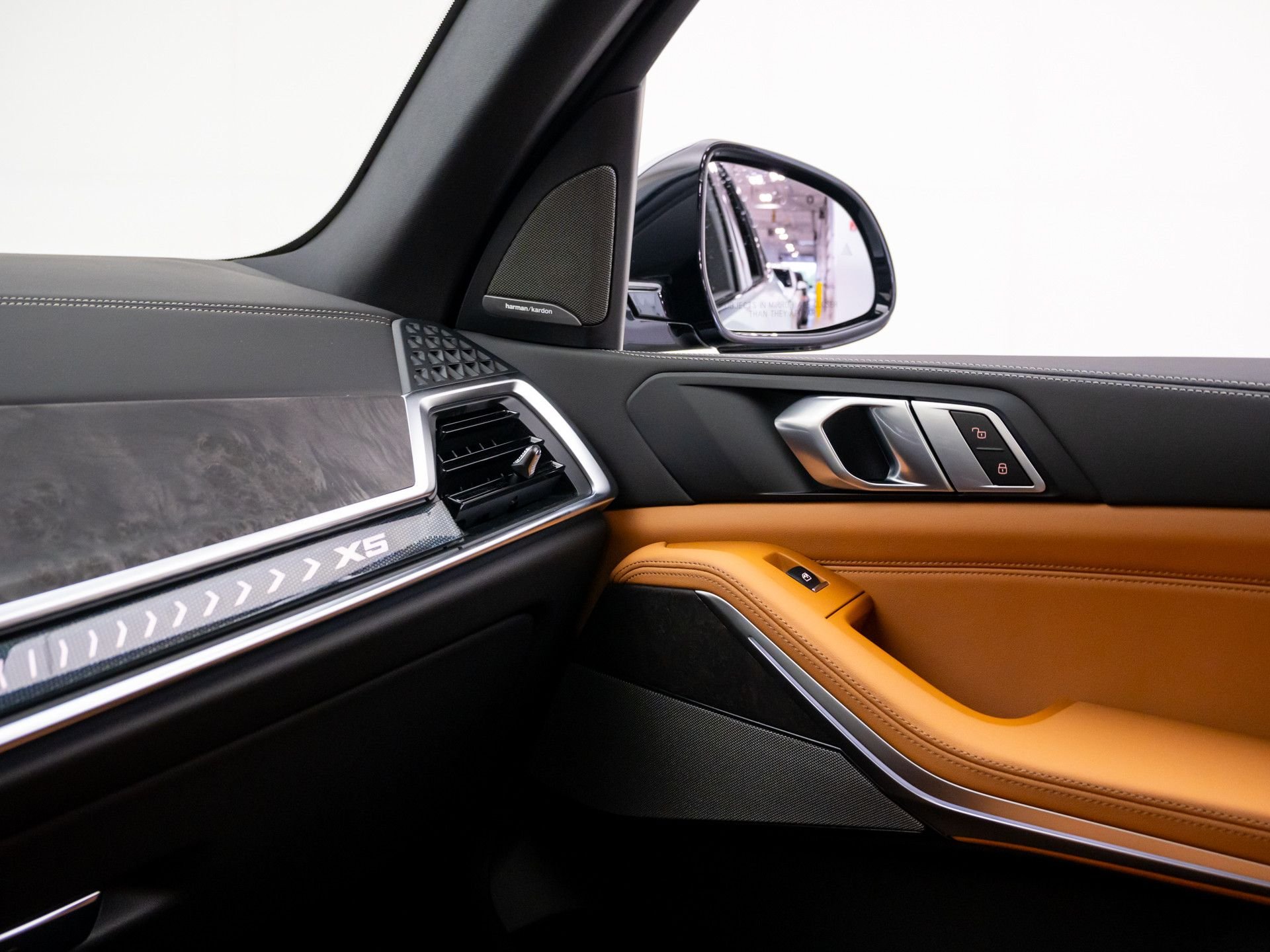 New 2026 Brooklyn Grey Metallic BMW xDrive40i image 31