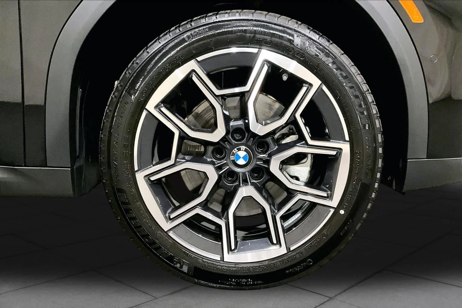 New 2026 Jet Black BMW xDrive28i image 17