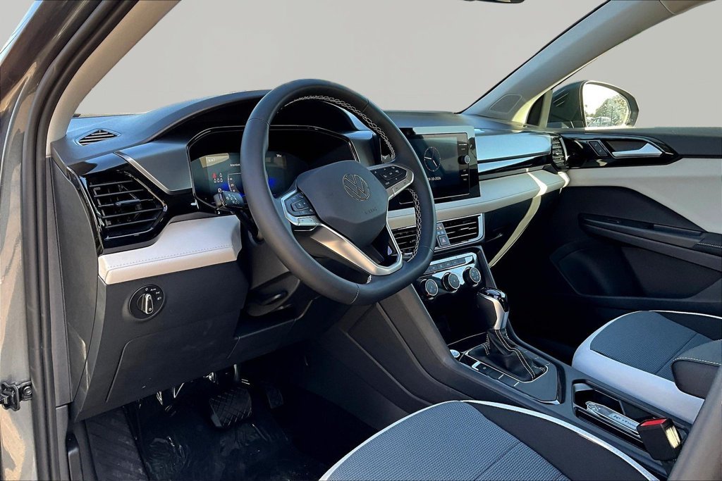 New 2027 Gray Volkswagen 1.5T S image 16