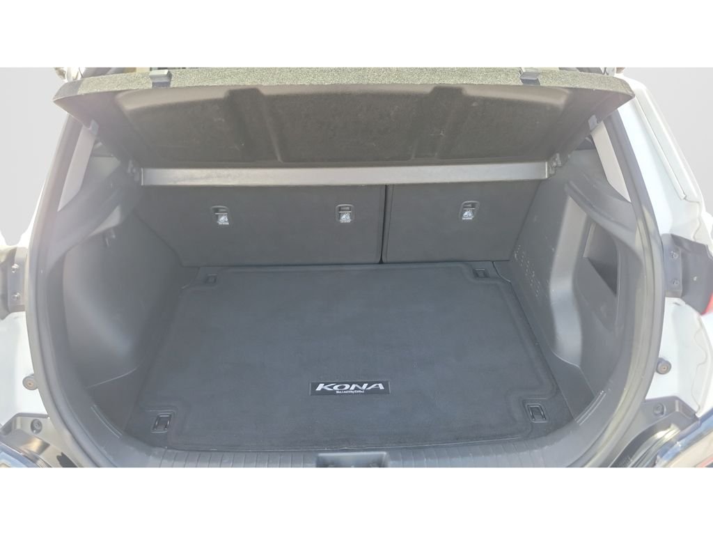 Certified Used 2023 White Hyundai SEL image 9