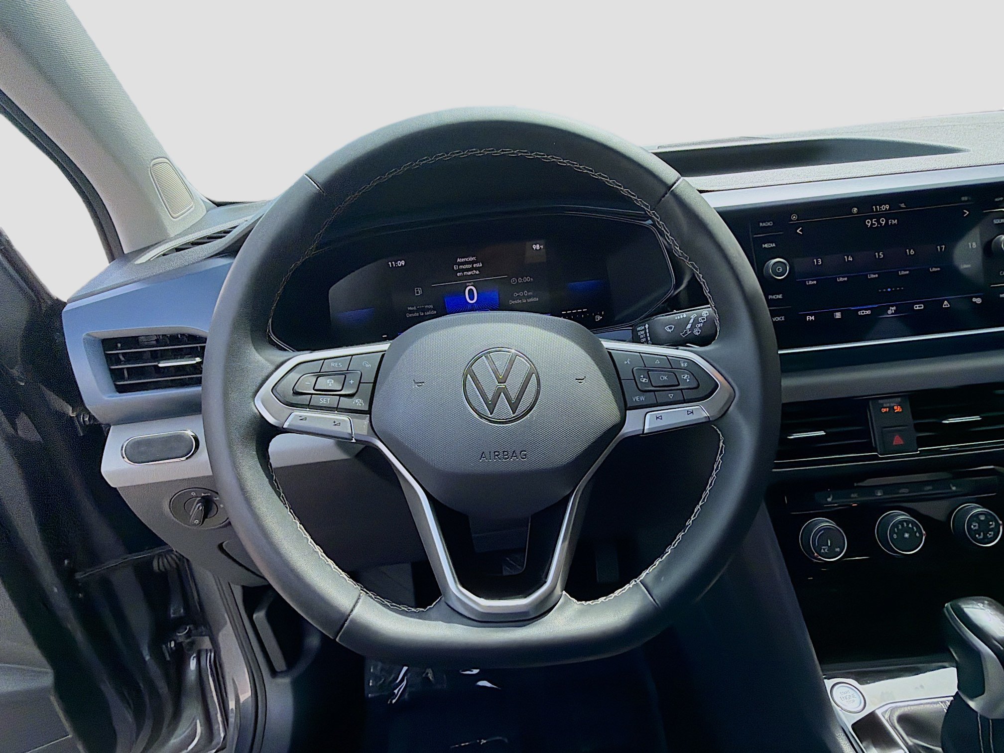 Certified Used 2023 Platinum Gray Metallic Volkswagen SE image 10