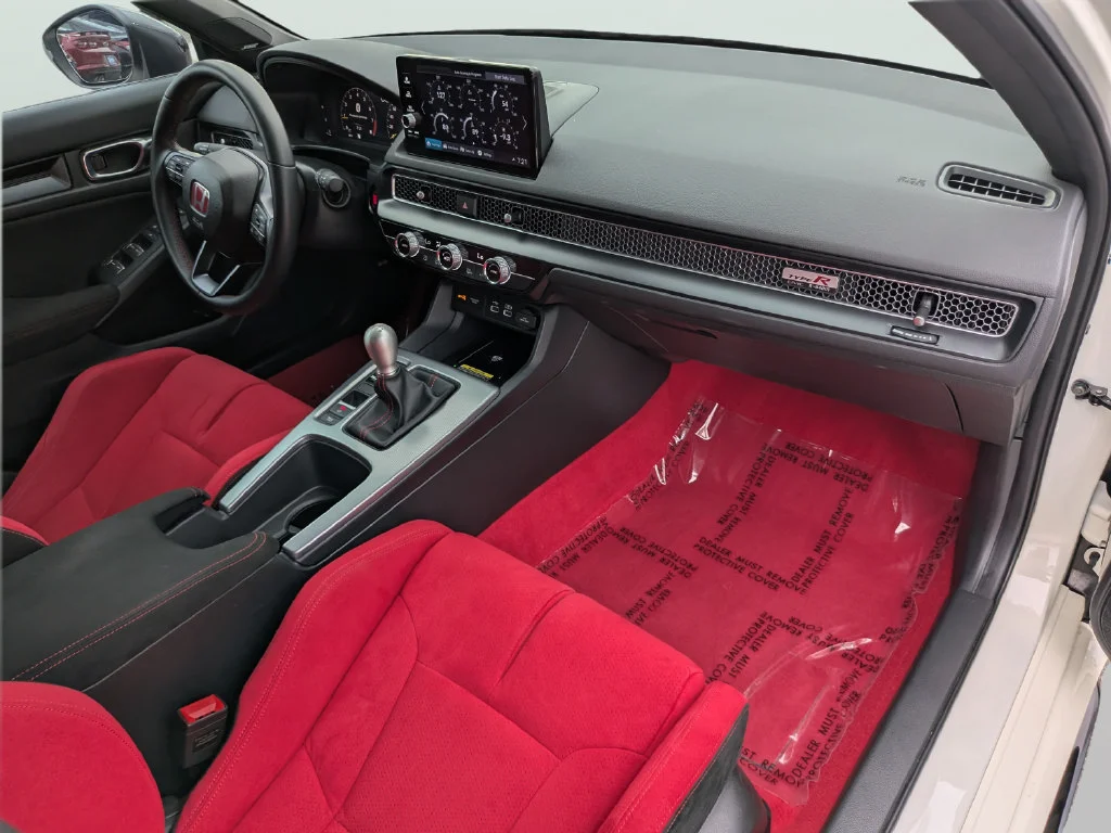 Used 2025  Honda  image 11