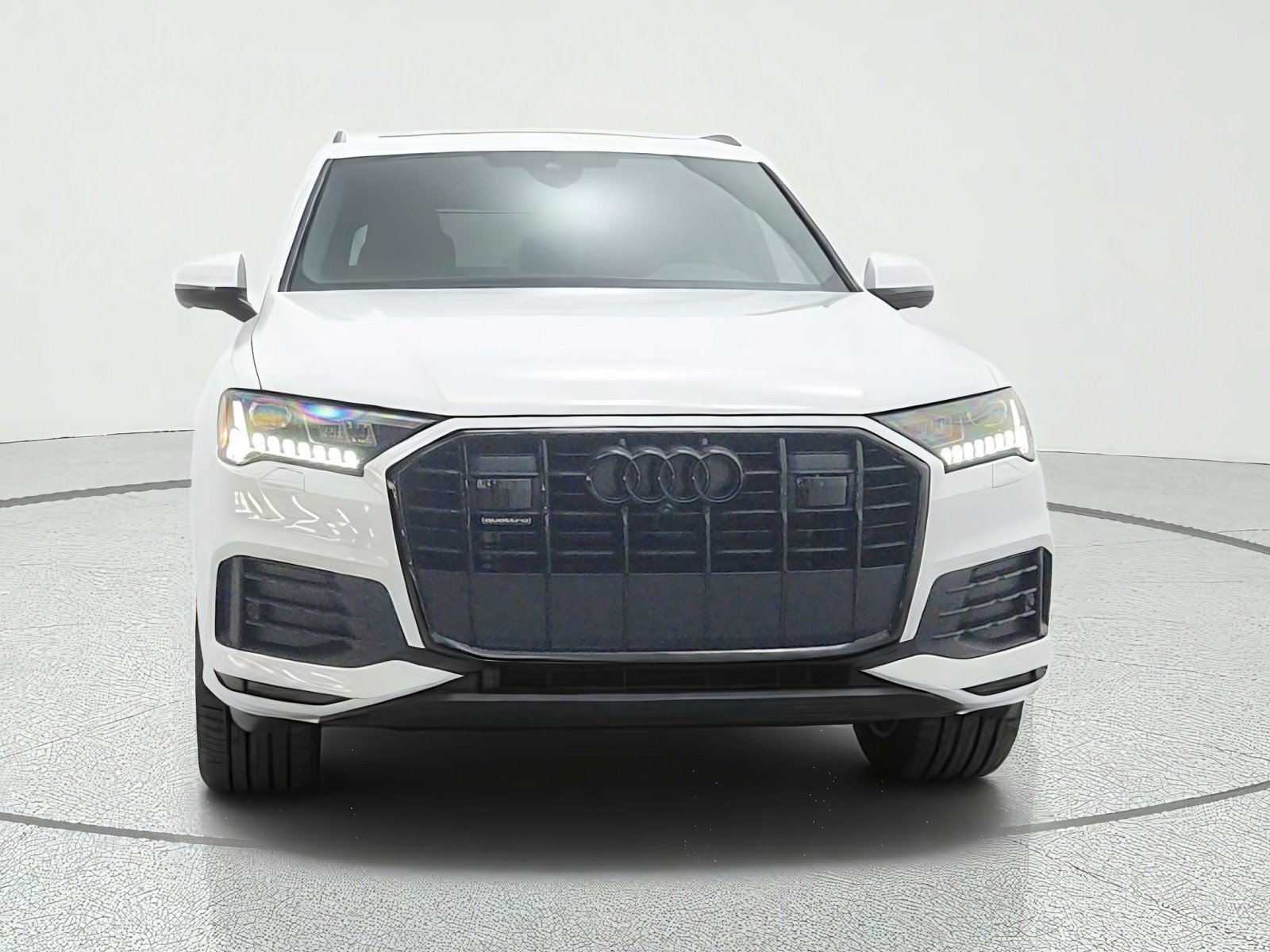 Used 2023 Glacier White Metallic Audi Premium Plus 45 TFSI quattro image 2