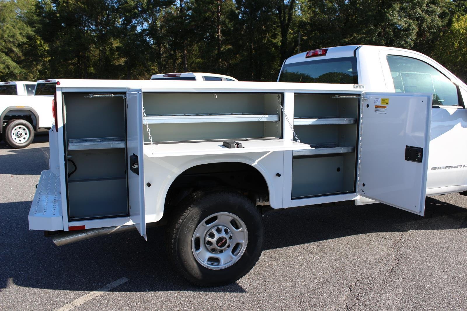 New 2024 Summit White GMC Pro image 12