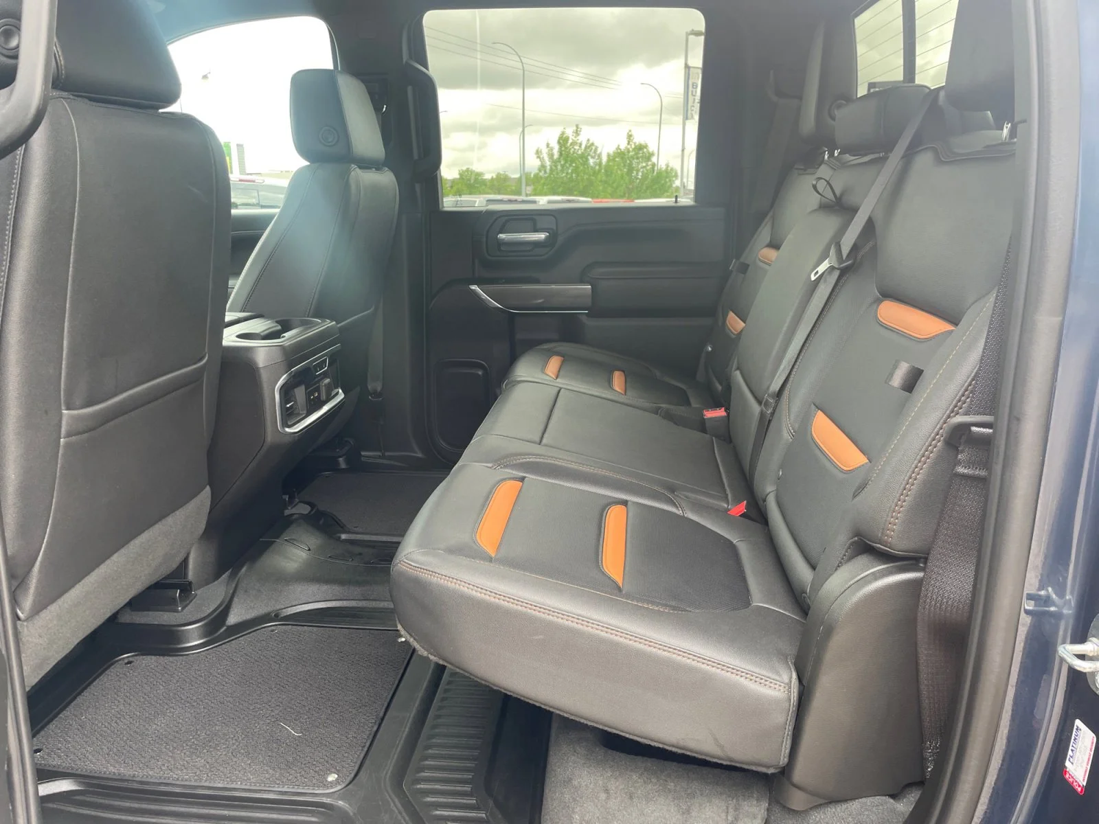 Used 2023 Blue GMC AT4 Crew Cab image 19