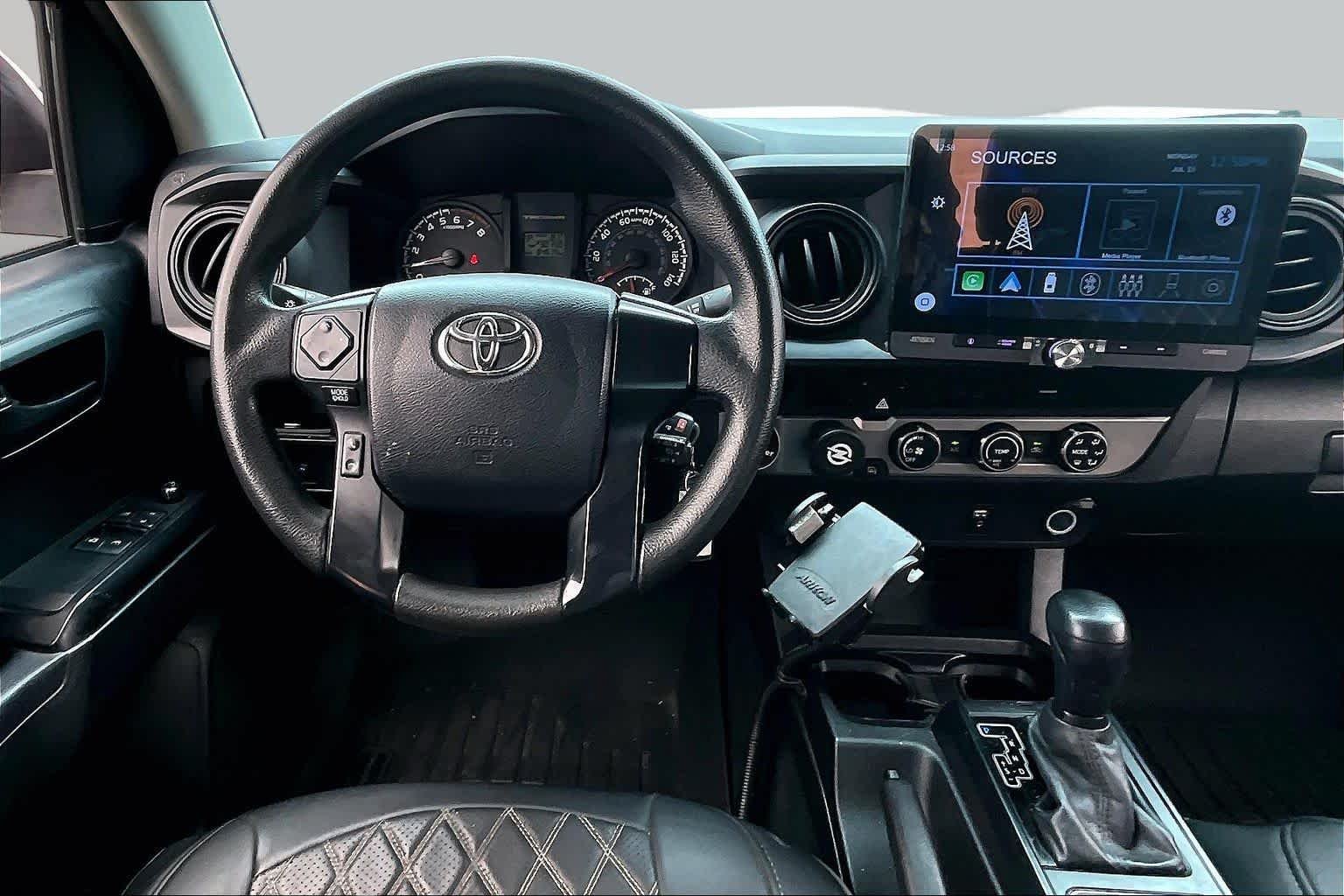 Used 2016 Super White Toyota SR image 5