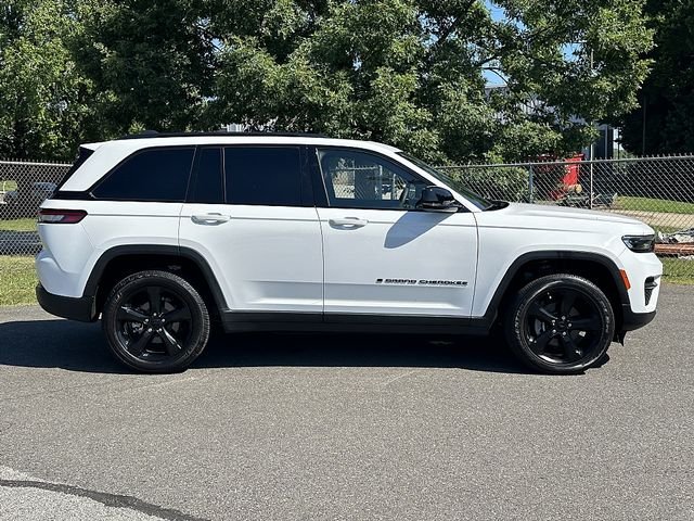 2023 Jeep Grand Cherokee Altitude - Photo 8