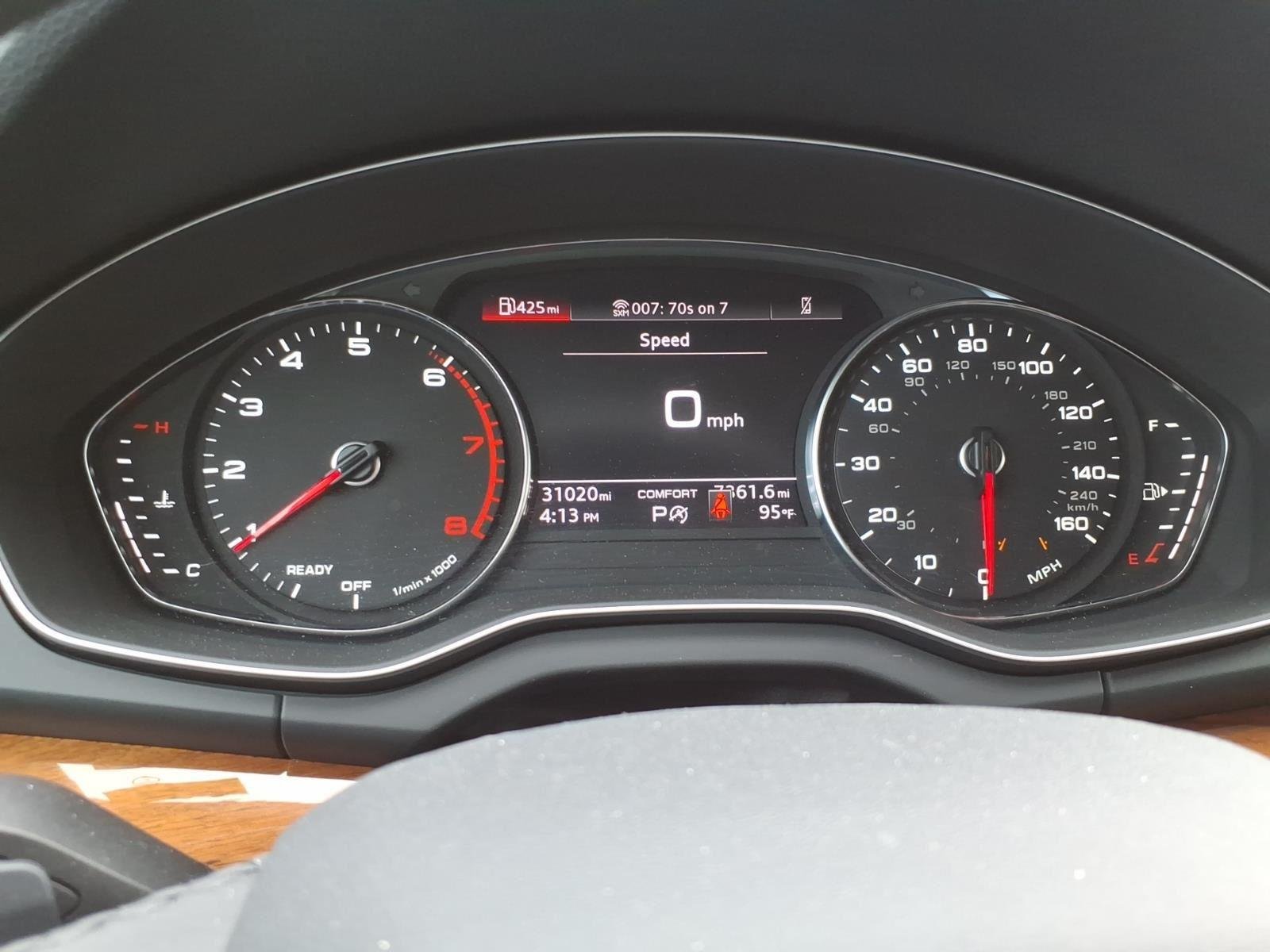 Used 2023 Daytona Gray Pearl Effect Audi S line Premium image 14