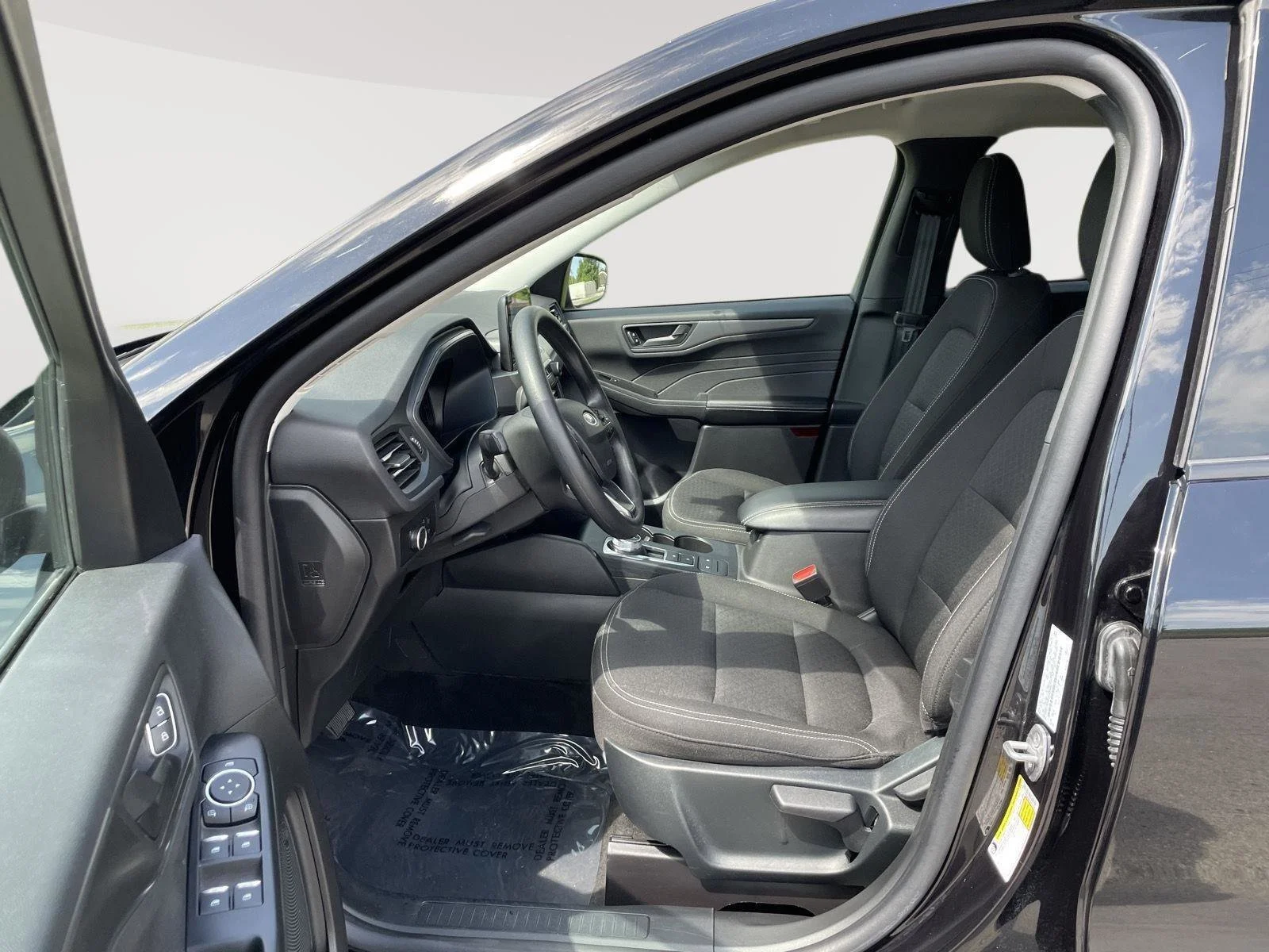 Used 2025 Agate Black Ford Active image 5