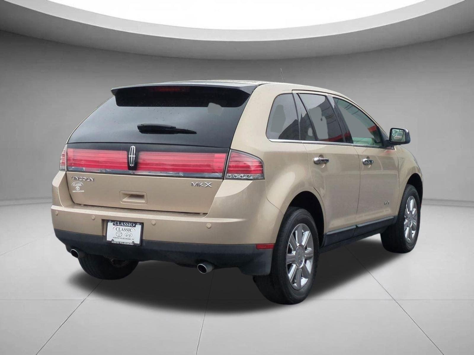 Used 2007  Lincoln  image 5