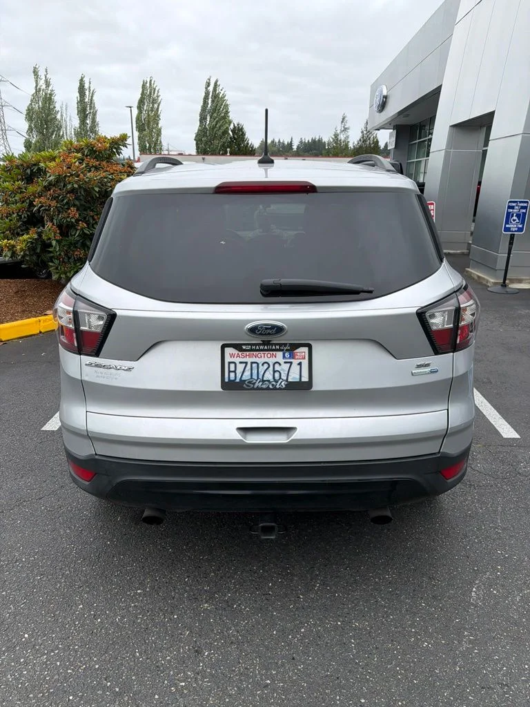 Used 2018 Ingot Silver Metallic Ford SE image 4