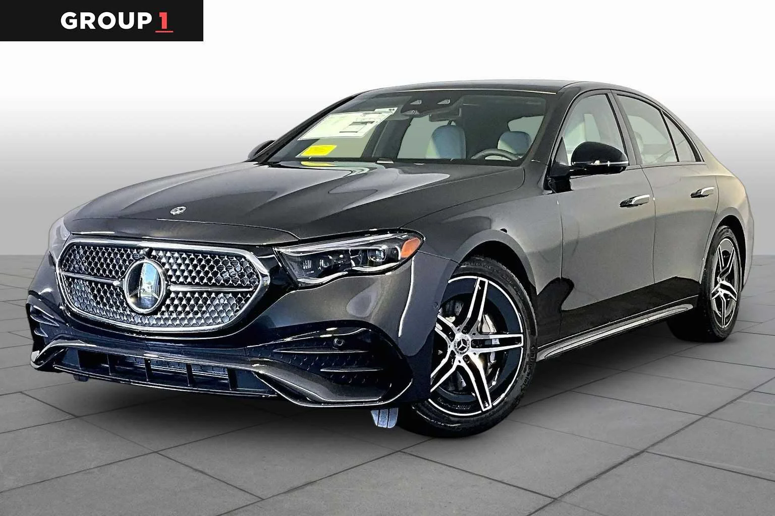 2026 Mercedes-Benz E-Class E450 4MATIC's photo