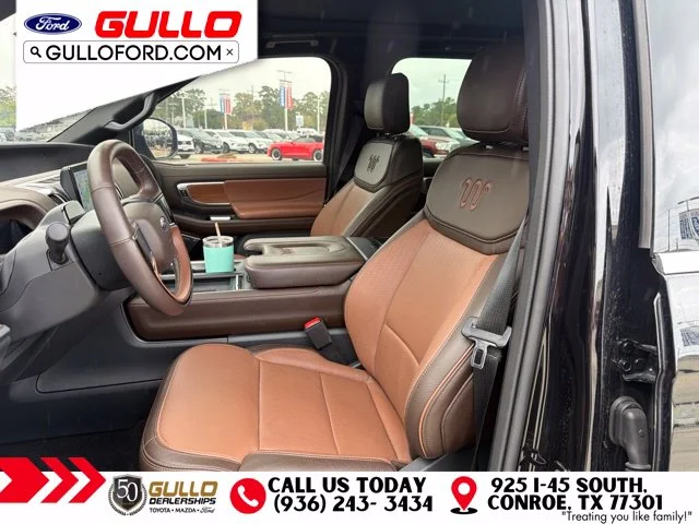 Used 2025 Agate Black Metallic Ford King Ranch image 7