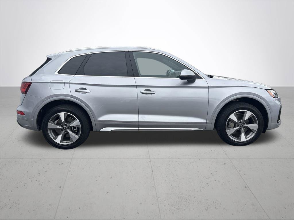 Used 2022 Silver Audi 40 Premium Plus image 5