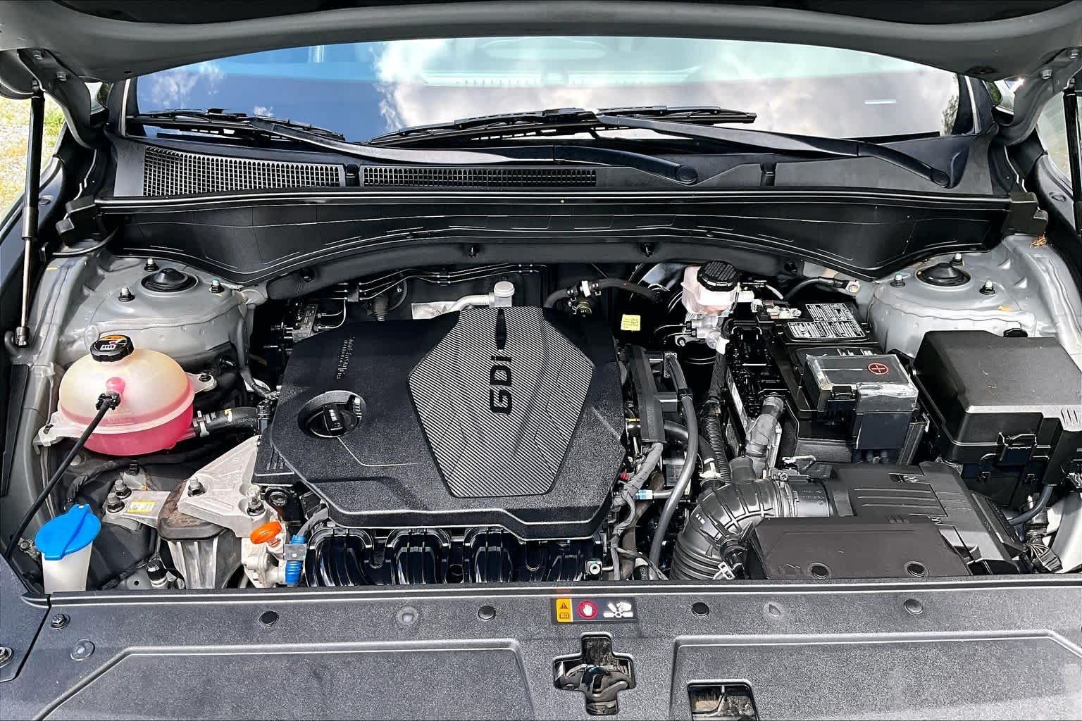 Used 2023 Hampton Gray Hyundai SEL image 32
