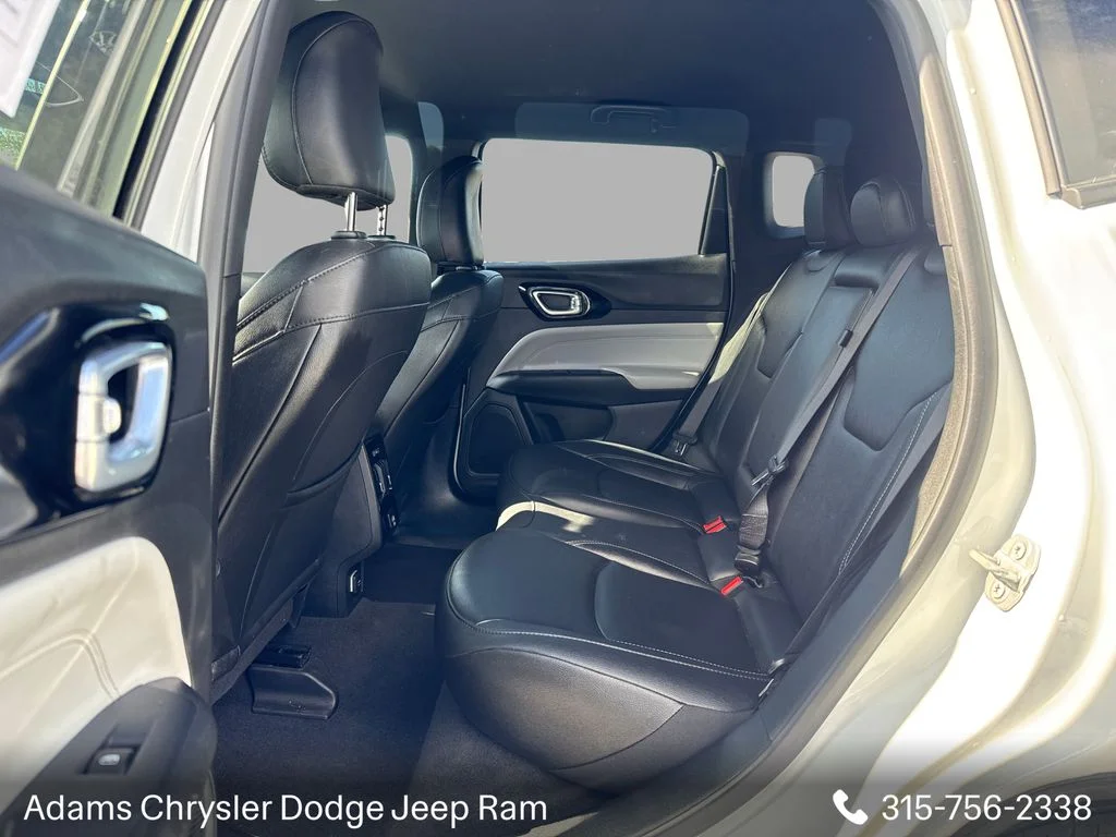 Used 2025 White Jeep Limited image 10