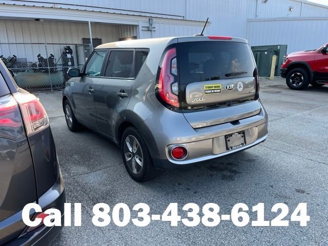 Used 2017 Silver Kia Base image 3