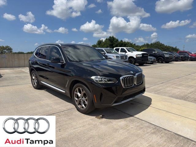 2023 BMW X3 sDrive30i's photo
