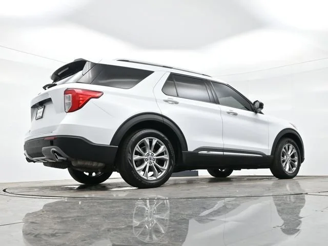 Used 2023 Oxford White Ford Limited image 34