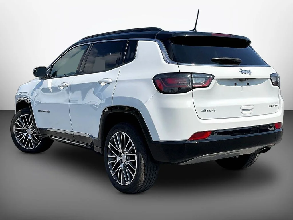 Certified Used 2022 Bright White Clearcoat Jeep Limited image 4