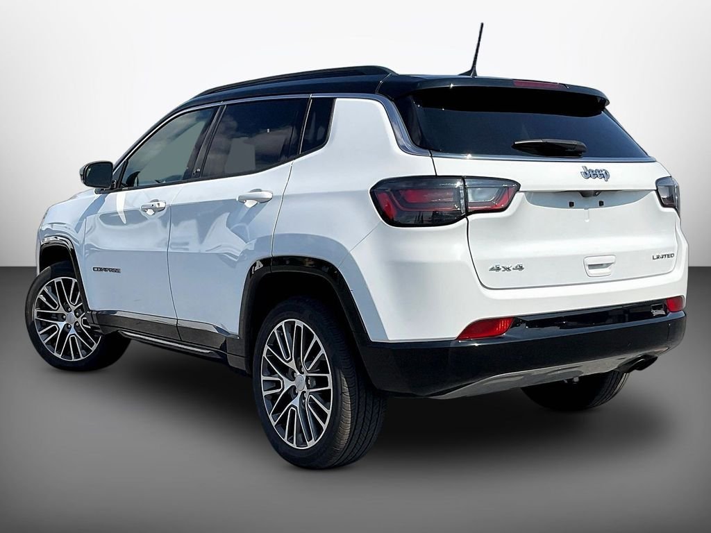 Used 2022 White Jeep Limited image 4