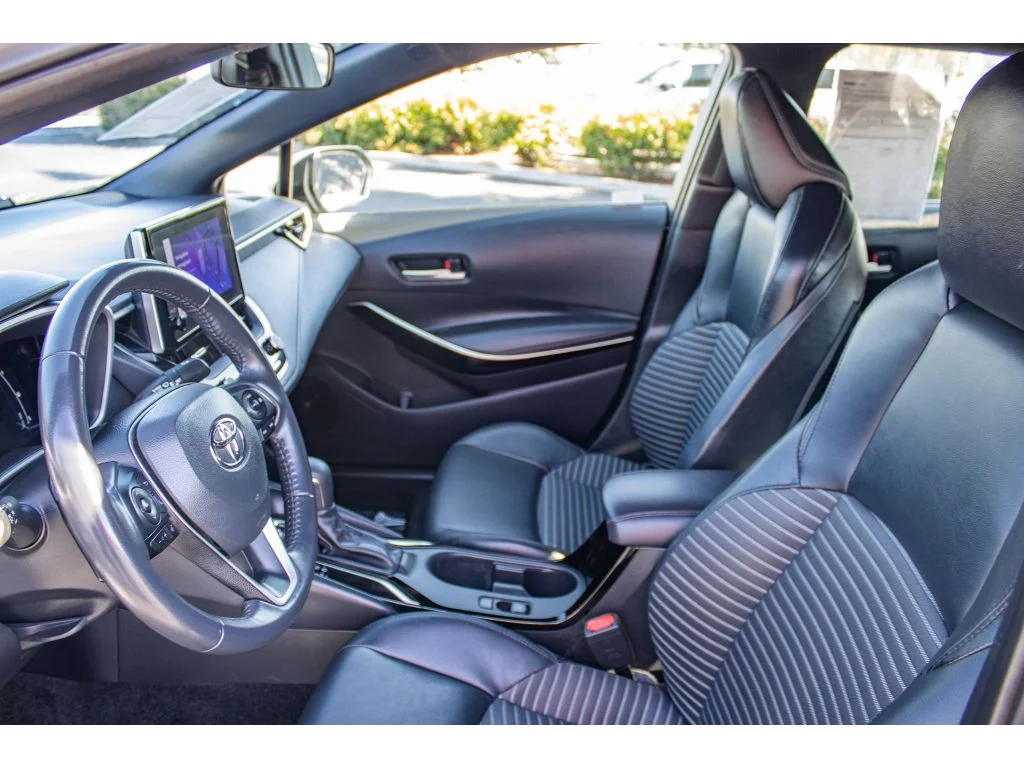 Used 2024 Classic Silver Metallic Toyota XSE image 29