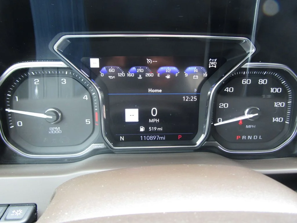 Used 2023 Red GMC Denali image 34