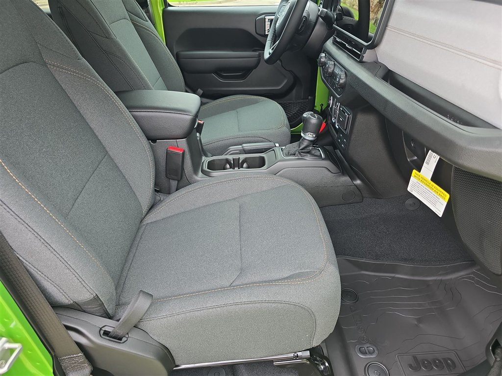 New 2026 Mojito Exterior Paint Jeep Sport S image 15