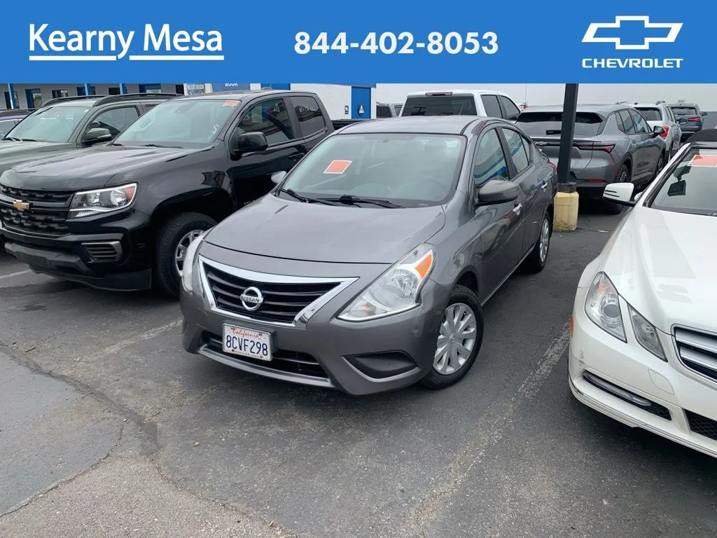 2018 Nissan Versa 1.6 SV CVT's photo