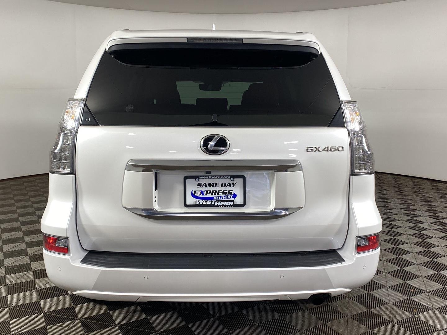 Used 2023 Eminent White Pearl Lexus GX 460 Premium image 8