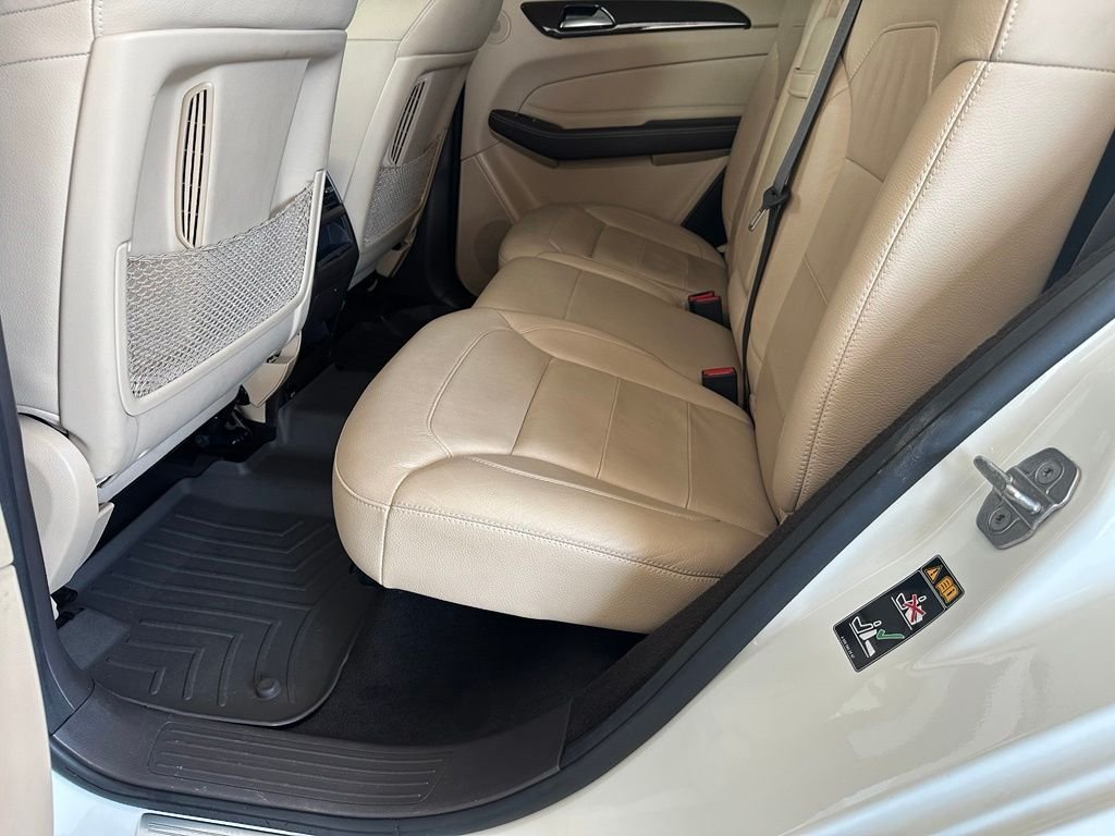 Used 2018 White Mercedes-Benz GLE 350 image 29