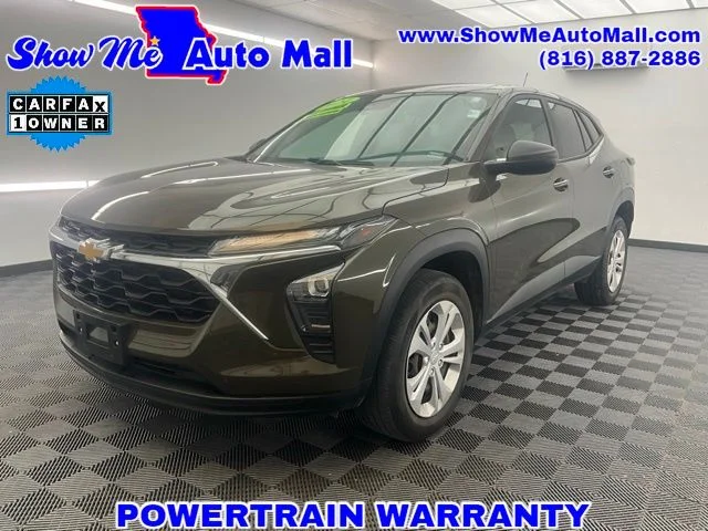 2024 Chevrolet Trax LS's photo