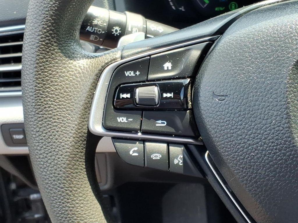 Used 2020 Modern Steel Metallic Honda EX image 19