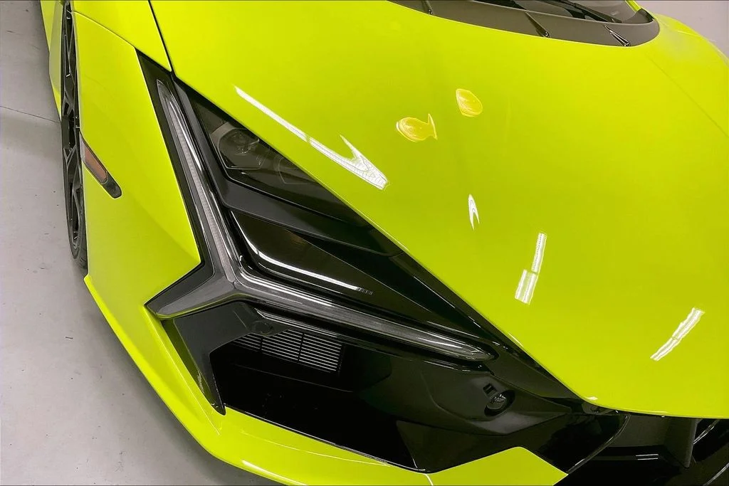 2025 Lamborghini Revuelto Base - Photo 30