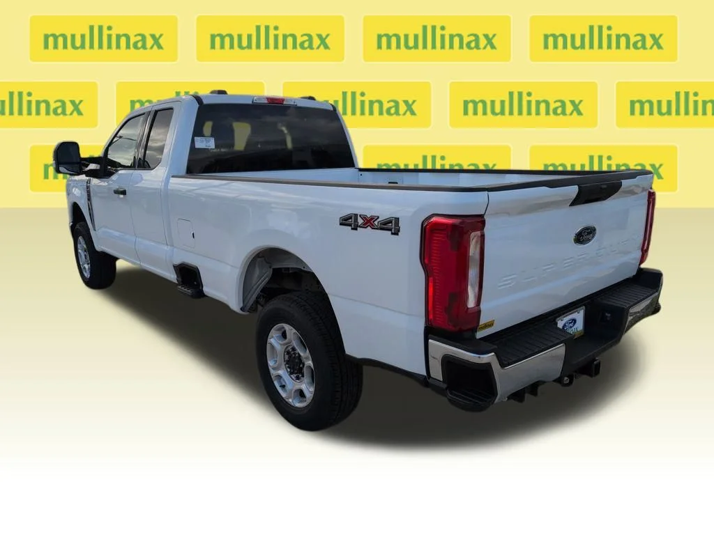 New 2026 White Ford XLT image 9