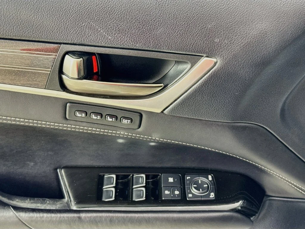 Used 2016 Gray Pearl Lexus 350 image 22