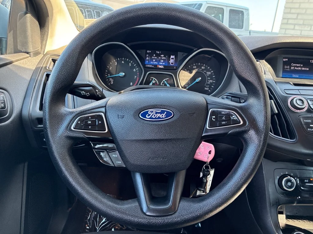 Used 2016 Silver Ford SE image 15