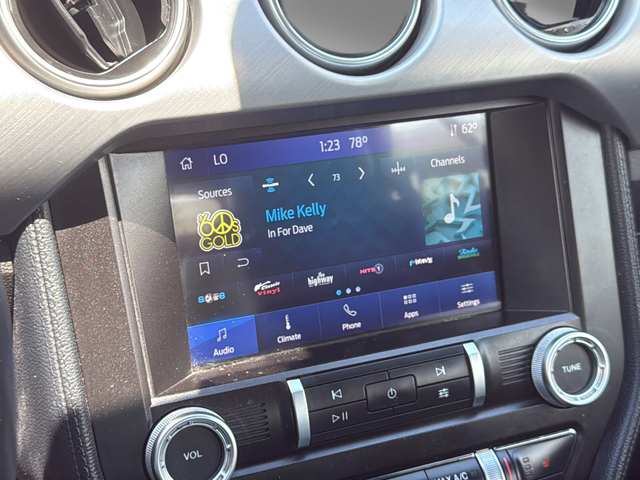 Used 2022 White Ford EcoBoost Premium image 22