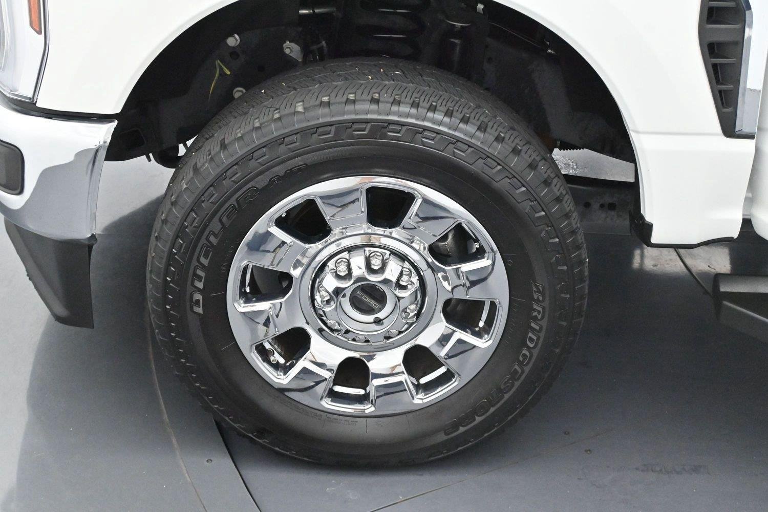 Used 2025 White Ford XL image 34