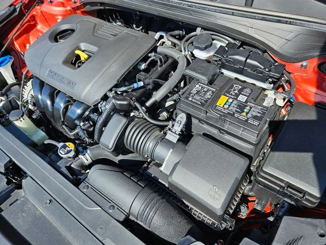 Used 2023 Red Kia LXS image 21