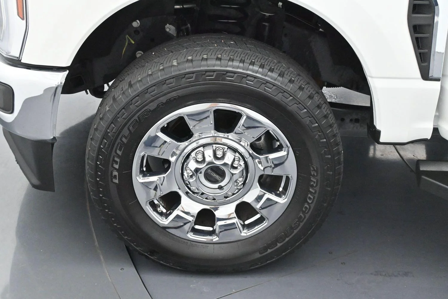 Used 2025 White Ford XL image 34