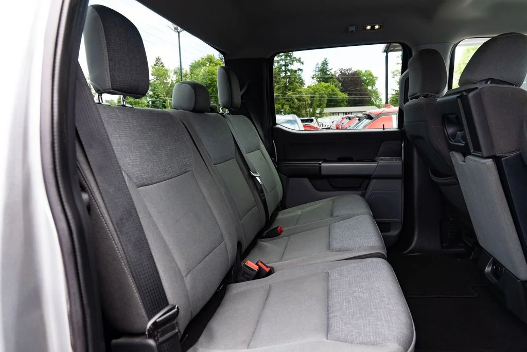 Used 2024 Gray Ford XLT image 22