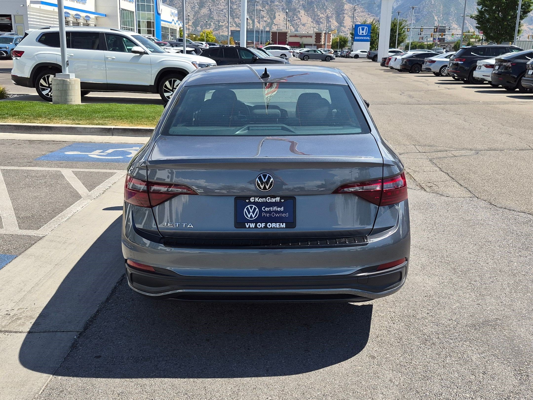 Certified Used 2023 Pyrite Silver Metallic Volkswagen Sport image 5