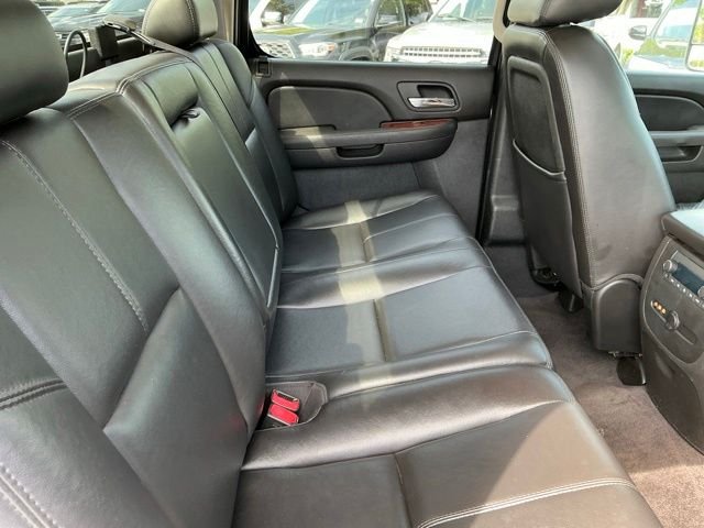 Used 2011 Black Chevrolet LTZ image 27