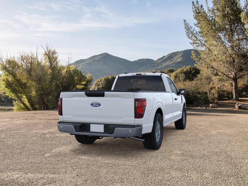 New 2026 Oxford White Ford XL image 8