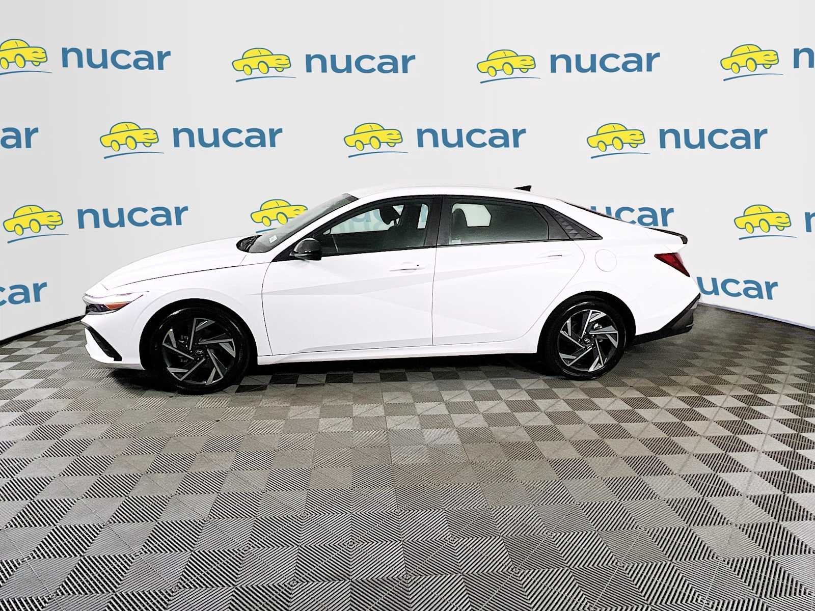 Certified Used 2025 Serenity White Hyundai SEL Sport image 4