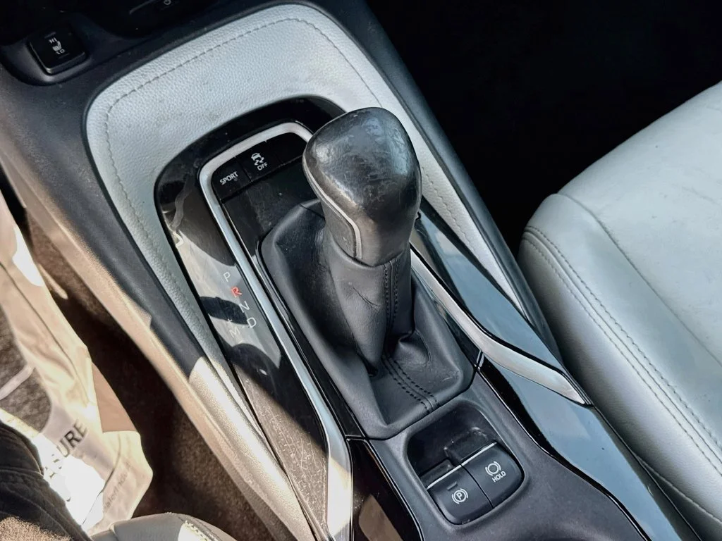 Used 2019 White Toyota XSE image 21