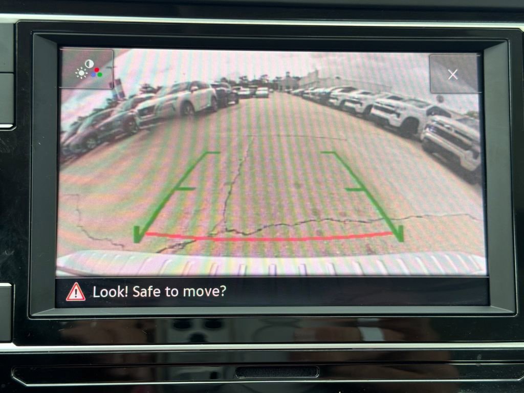 2023 Volkswagen Jetta SE - Photo 23