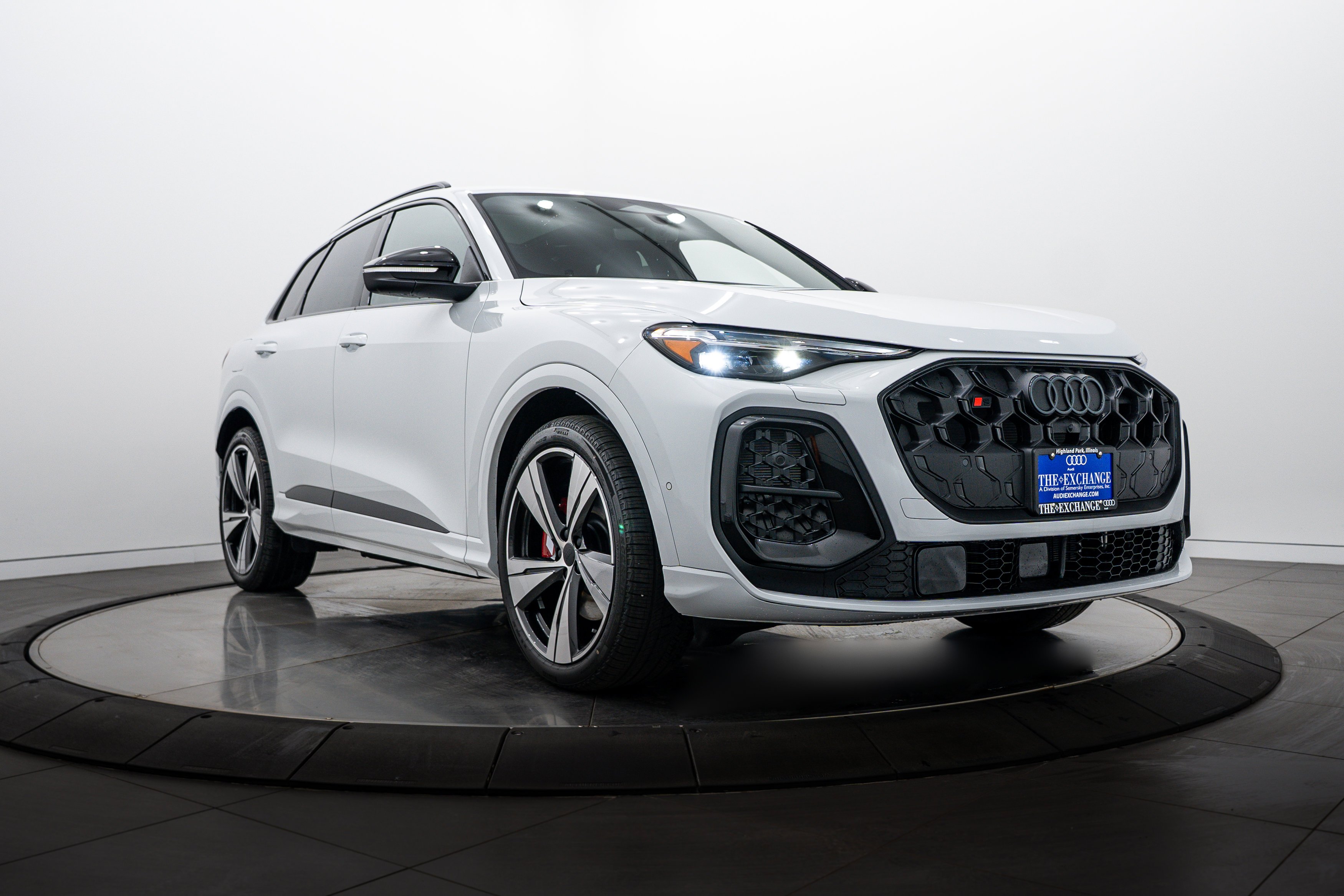 2026 Audi SQ5 Premium Plus quattro's photo